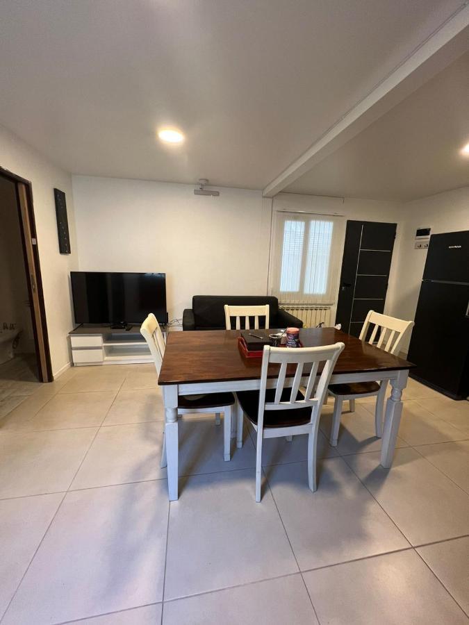Appartamento Moderno Departamento Completo, Versatil Y Espacioso Ushuaia Esterno foto